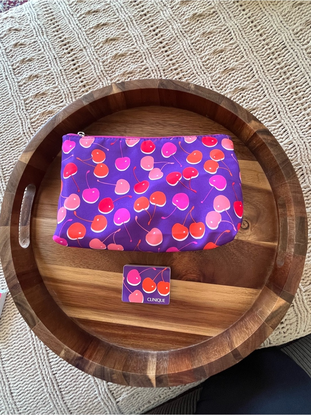 Clinique All About Shadow Trio and Cherry Cosmetic Bag -neutral palette